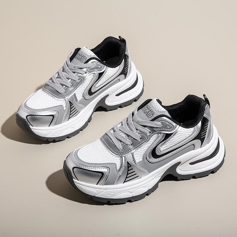 2025 Spring New Tire Sole Women's Dad Shoes Thick Sole Increases Height and Shows Leg Length Women's Shoes Star Same Sports Shoes