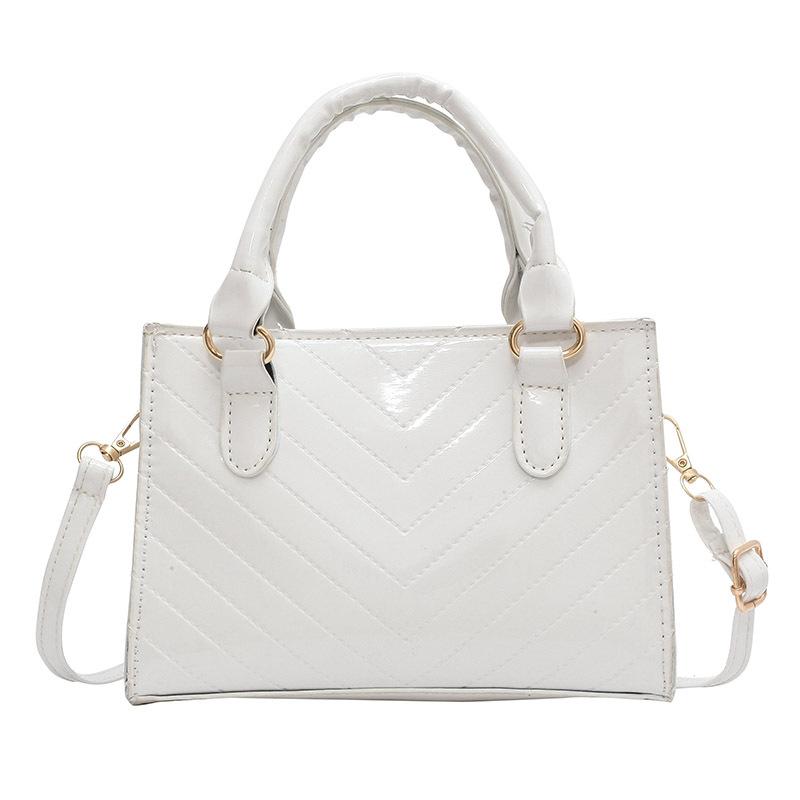 Модная тенденция Маленькая сумка 2023 Лазерная блестящая сумка для лица Цветная текстура Сумка через плечо на одно плечо