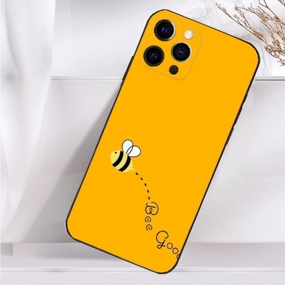 Мультяшный Чехол для Телефона с Маленькими Желтыми Пчелками Для iPhone 16,15,14,13,12,11 Plus,Pro Max,XS,X,XR,SE,Mini,8,7 Мягкий Силиконовый Черный Чехол