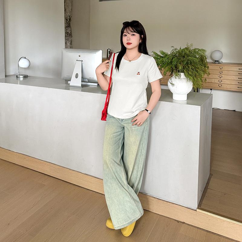Fat mm age-reducing embroidered snake T-shirt women's summer new loose round neck short-sleeved top shirt 222130