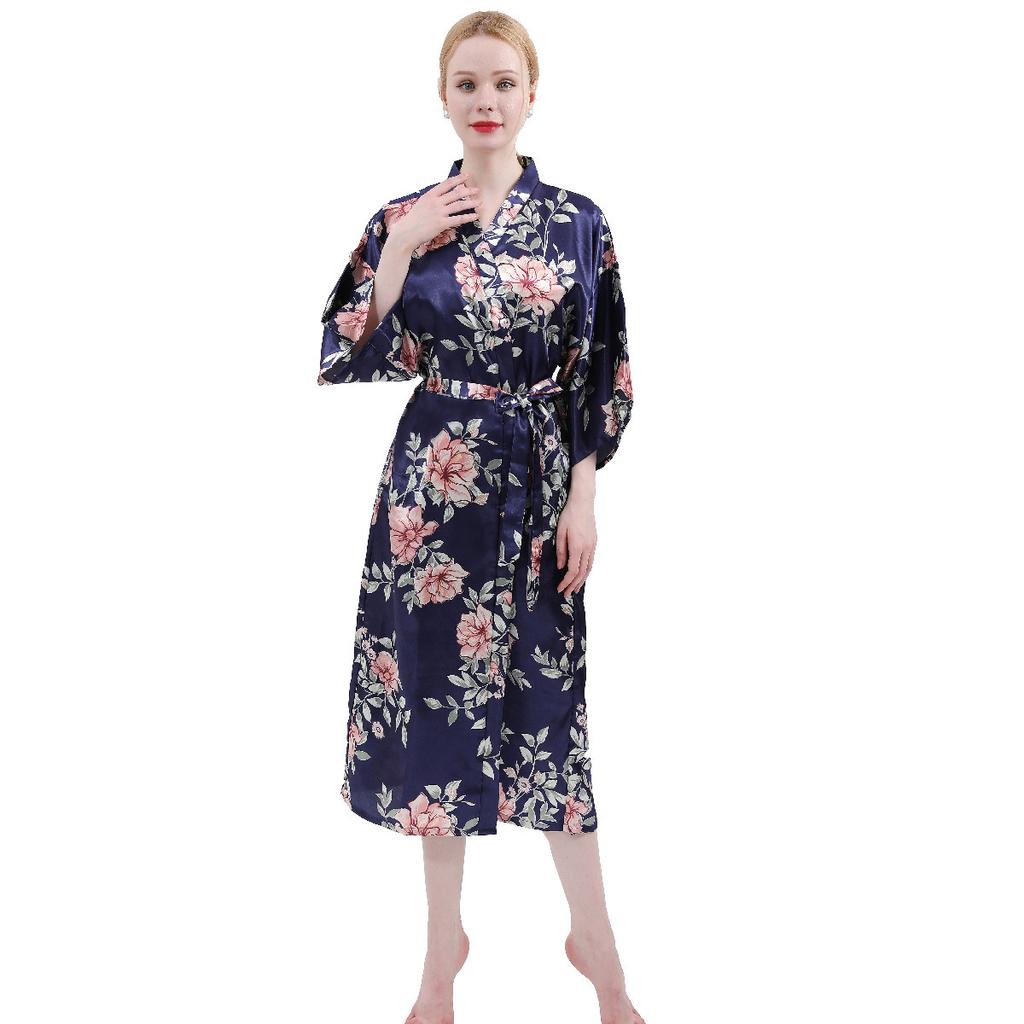 Spring and Autumn Long Imitation Silk Sexy Ladies Home Robe Fashion Temperament Elegant Cute Korean Version of The Silk Mother Morning Robe Home