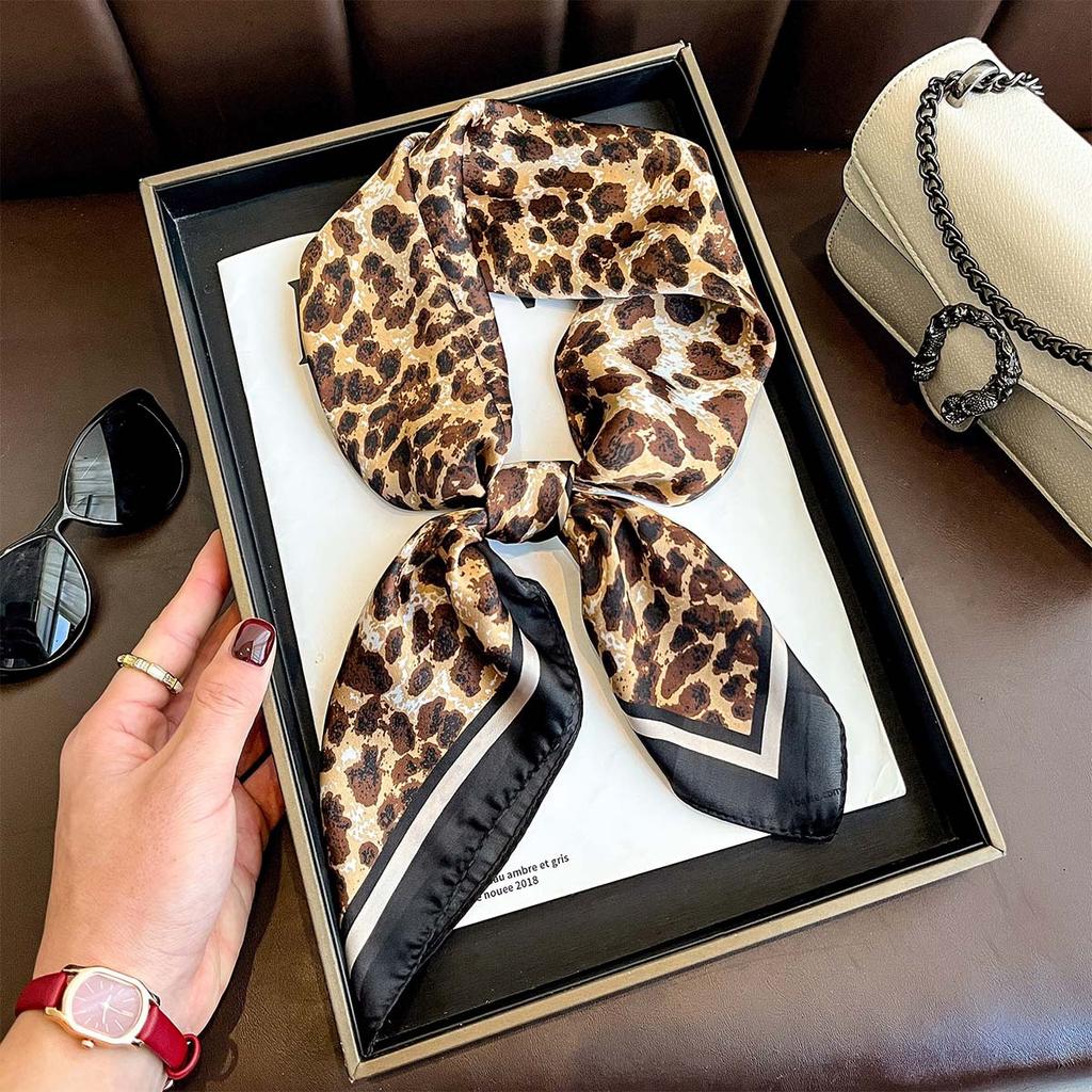 Роскошные женские шелковые атласные платки для волос Модный квадратный платок на голову с леопардовым принтом 70 см Профессиональный дизайнерский шарф Повязка на голову