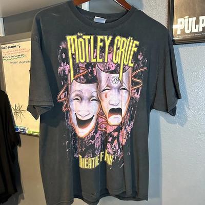 Футболка Motley Crue 90-х Theatre of Pain Базовый Черный Классический Стиль Винтажная Унисекс Футболка