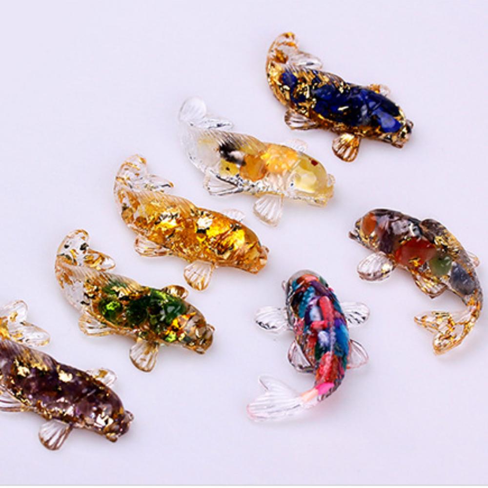 Creative Artificial Fish Turtle Dolphin Jewelry Beautiful Koi Fish Turtle Dolphin Natural Crystal Fish Table Car Home Decoration Gift for Friends
