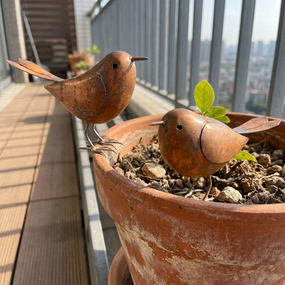 Rustic Metal Bird Sculptures Funny Retro Bird Statue Small Bird Figurine Bird Enthusiasts Gift
