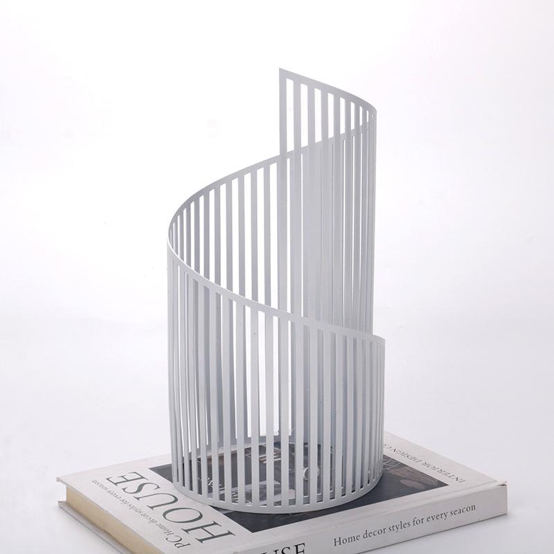 Simple Modern Abstract Creative Geometric Metal Home Accessories Decoration Living Room Model Room Wine Cabinet Desktop Decoration