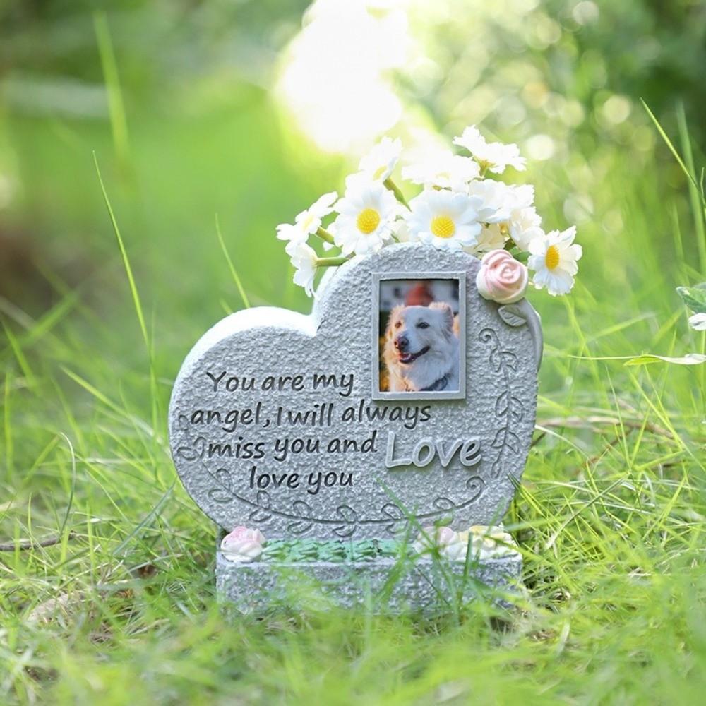 Photo Frame Design Pet Memorial Stone Waterproof Resin Pet Tombstone Lawn Garden