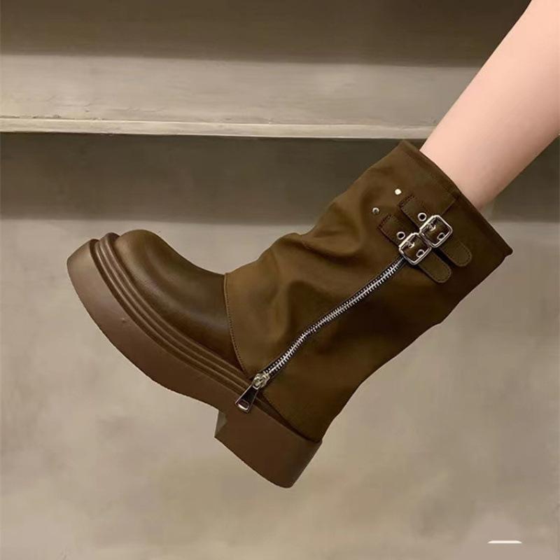 Маленькие ретро ботинки Мартин на толстой подошве в британском стиле женские 2024 новые осенне-зимние тонкие взрывные короткие ботинки