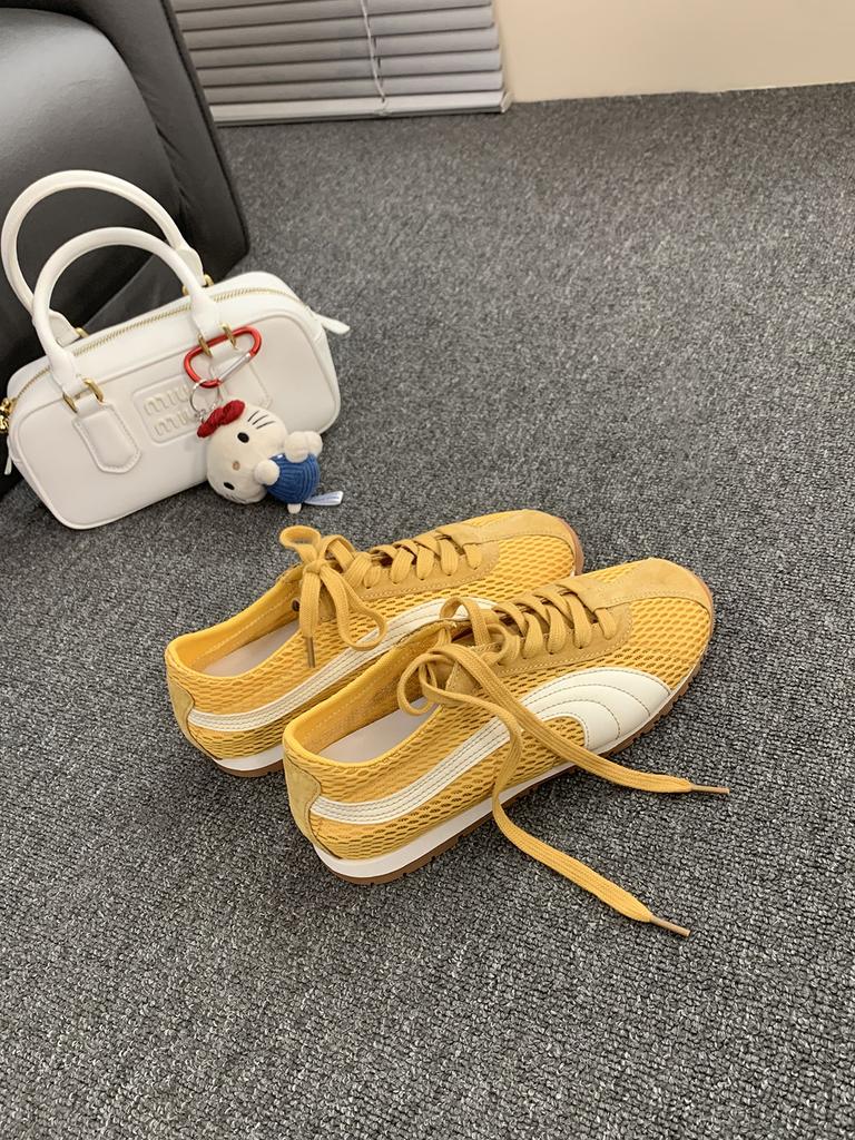 Mesh Striped Lace-up German Training Shoes Women's Summer 2025 New Fashion Versatile Sports Leisure Lightweight White Shoes