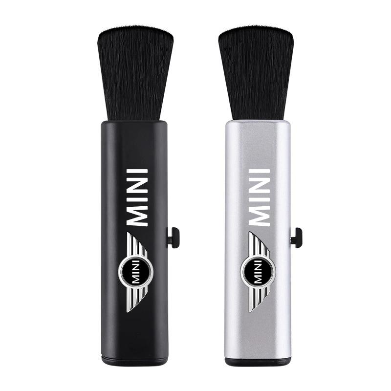 1Pcs PPS Car Retractable Cleaning Brush Artificial Wool Small Brush For BMW Mini Works Cooper F54 F55 F56 F57 F60 R50 R52 R53