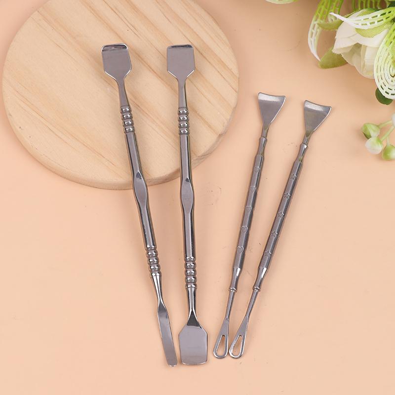 Double-Head Stainless Steel Blackhead Extractor Professional Skincare Tool for Facial Pore Cleansing and Comedone Removal