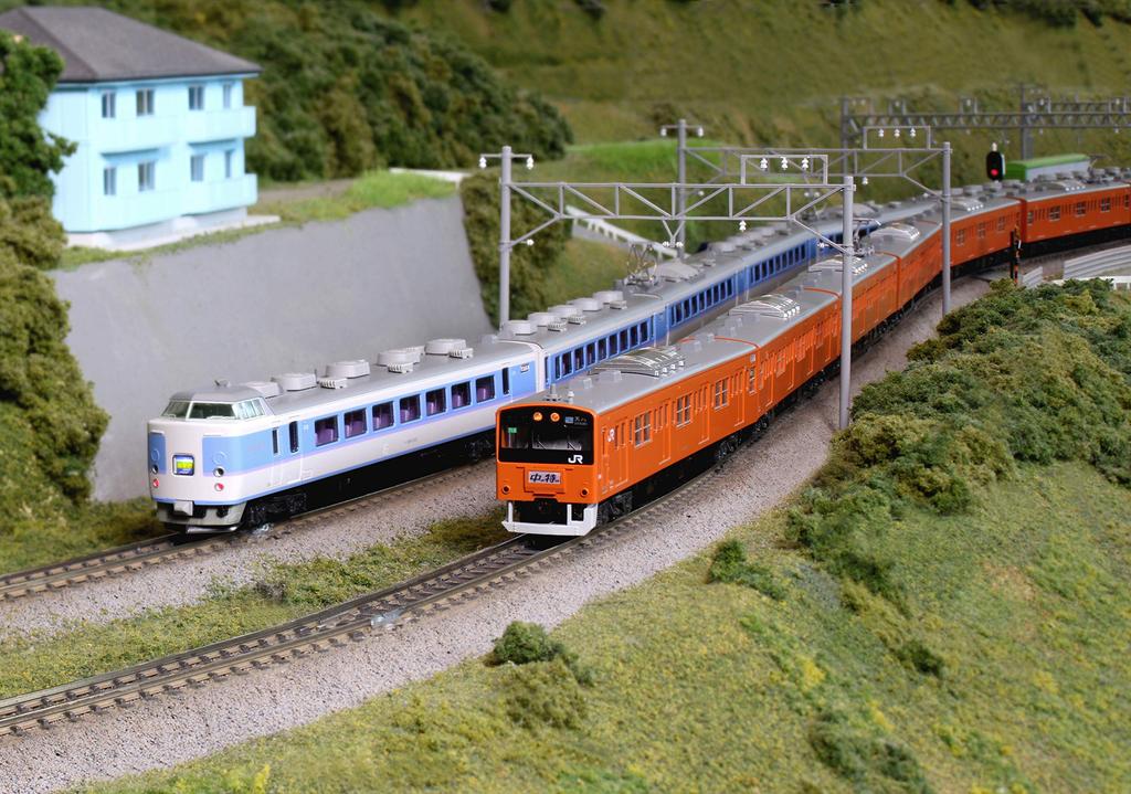 KATO N Gauge 201 Series Chuo Line Color T Formation Basic Set Railway Model Train 6-Car 10-1551