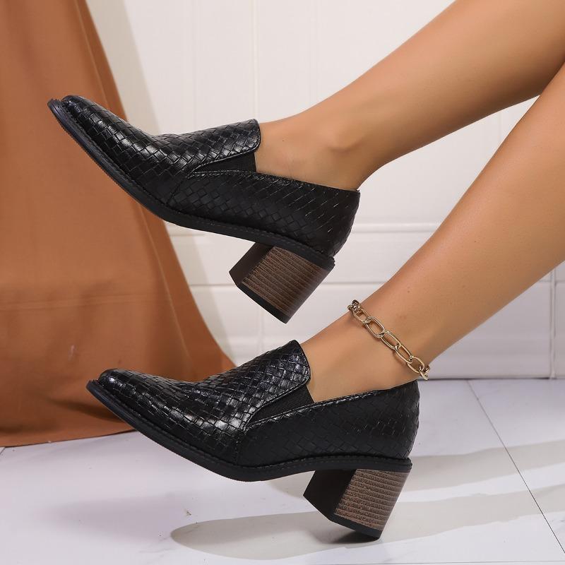 Fashion 2025 Women's Elegant Chunky Heels Pumps Fashion Lattice Patent Leather Shoes Women Pointed Toe High Heeled Loafers
