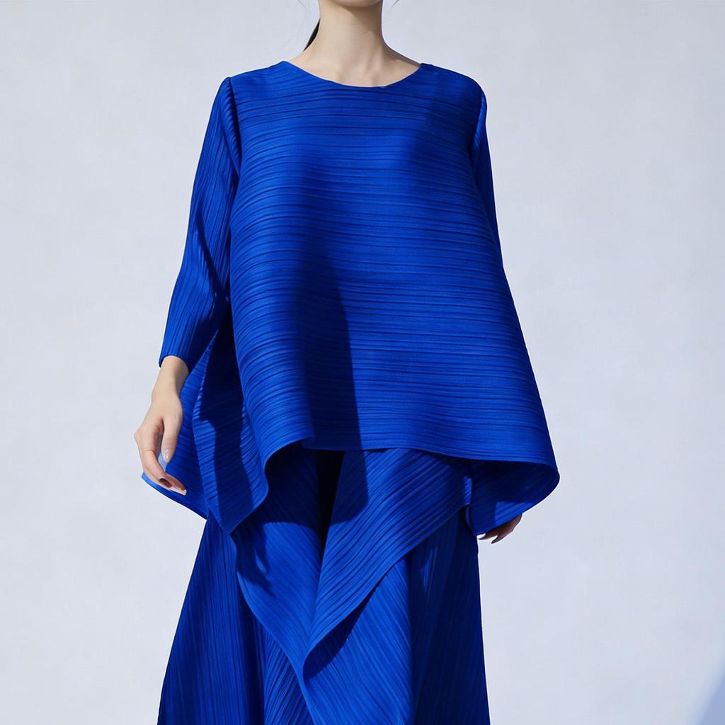 Miyake Pleats 2025 Высококачественный асимметричный плиссированный топ и брюки-клеш - Художественный стройнящий дизайн