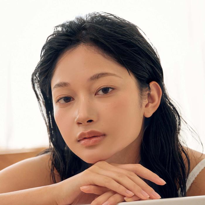 HEVE BLUE Шампунь для волос с экстрактом центеллы и лосося 500 мл