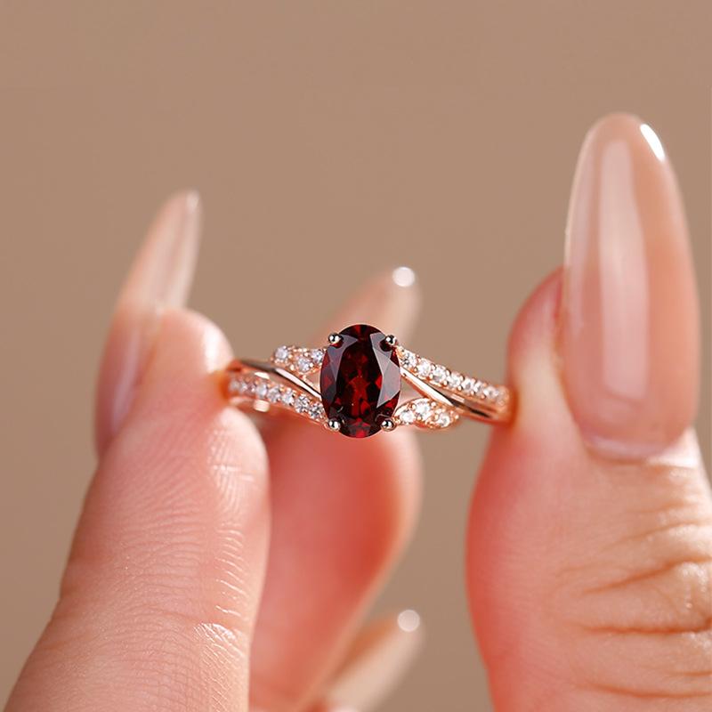 Luxury Oval Cut Red Cubic Zircon CZ Rings for Women Classic Style Wedding Engagement Fine Jewelry