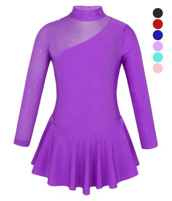 Детское платье для занятий балетом или фигурным катанием
