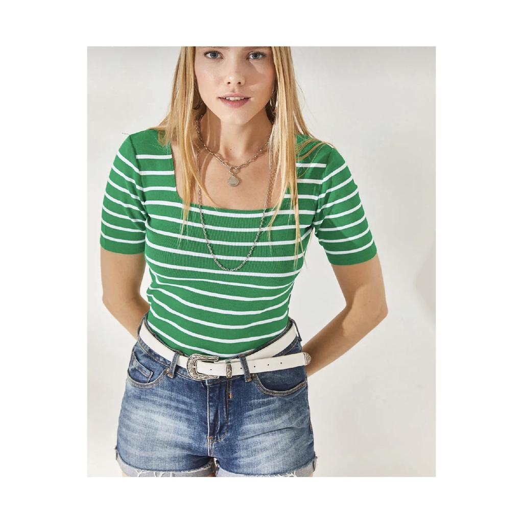 Женская трикотажная блузка с квадратным воротником в полоску(стандартный размер)