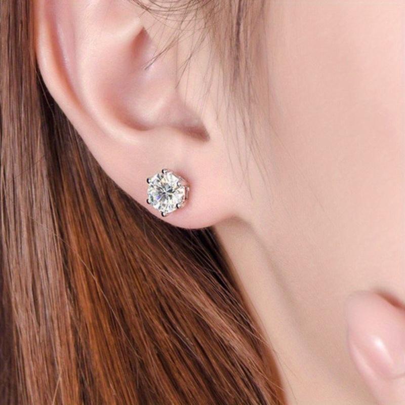 1 пара изысканных круглых серег с шестью когтями с блестящим цирконом, что делает их универсальными и модными для повседневной женской носки