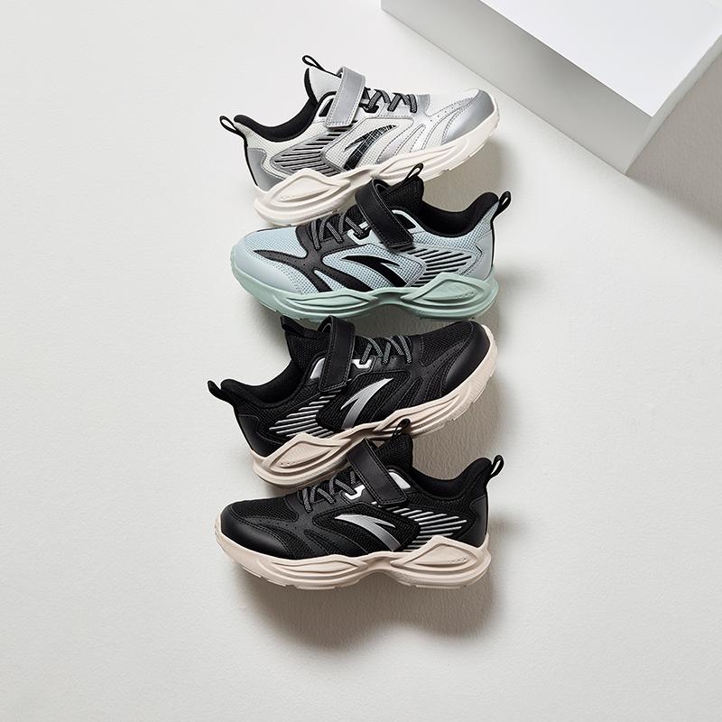 Anta Kids Simple Trendy Versatile Lightweight Shock Absorbing Low Top Running Shoes Kids Sneaker Silver Black A12435522-2