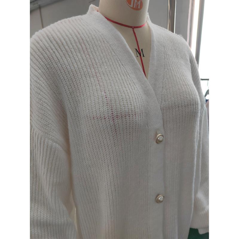Plus Size V-neck Knitted Cardigan Women's Autumn Temperament Sweater Jacket