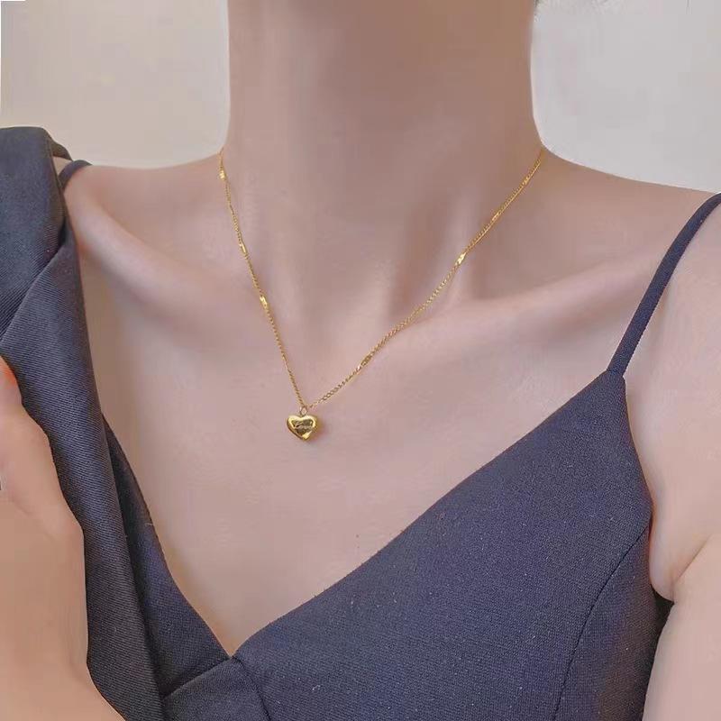 1PC Trendy Simple Gold Color Heart Pendant Chokers Necklace for Women Temperament Love Letter Thin Clavicle Chain Jewelry Gift