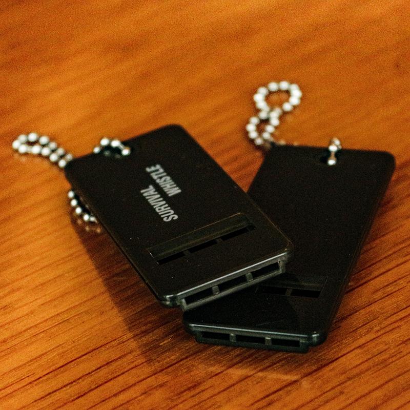 Уличный свисток для выживания Свисток для спасения жизни Свисток для оказания первой помощи Высокочастотный свисток с высоким тоном Свисток для помощи при землетрясении