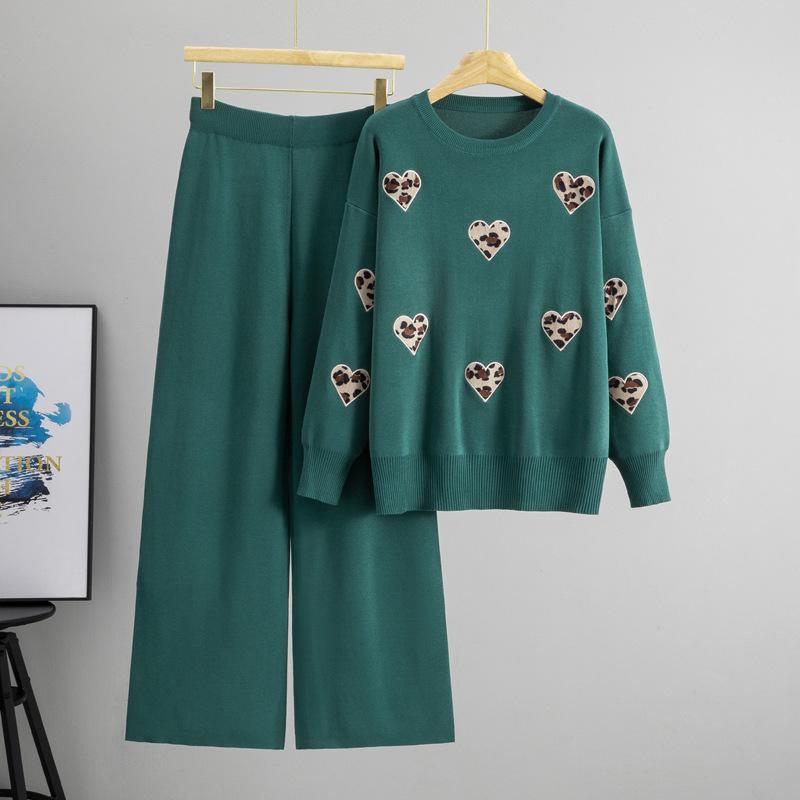 New Youthful and Caring Two-piece Set of Knitted Casual Wide-leg Pants for Elegant Women's Wear