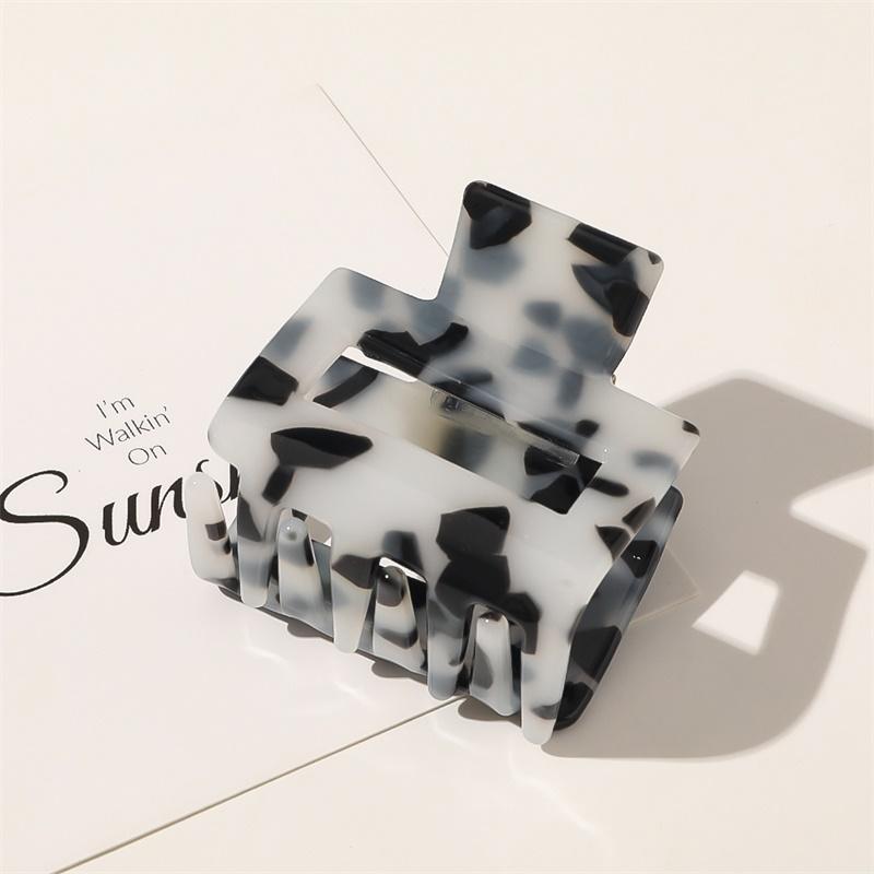 Vintage Claw Clip Hair Clips for Women Elegant 5cm Small Leopard Hair Claw Hairclip Girls Hair Barrettes Woman Hair Accessory