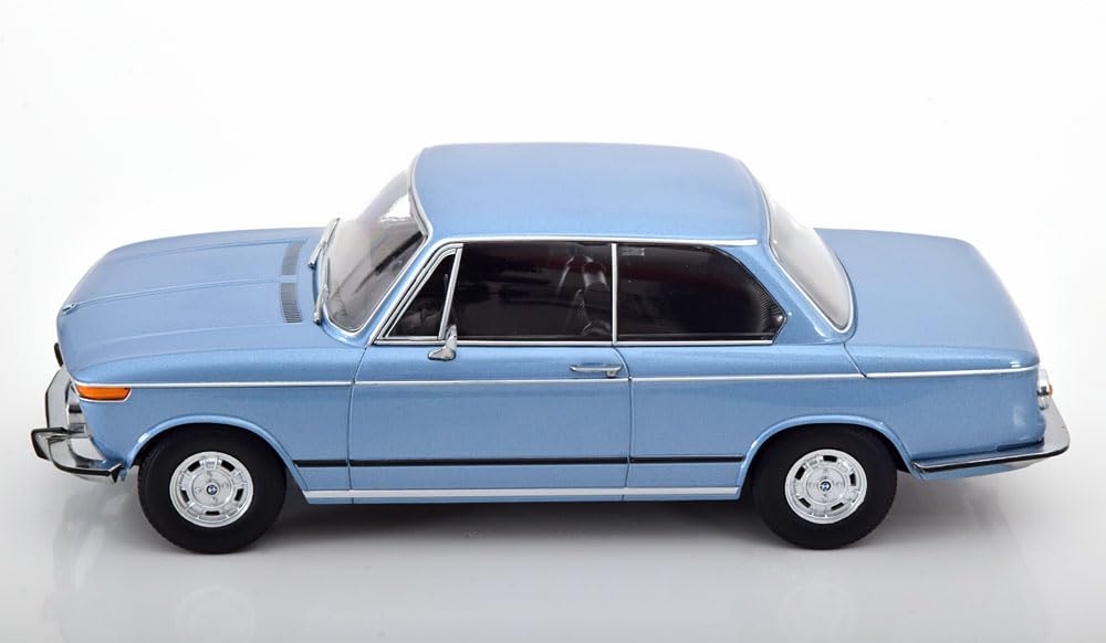 KK Scale BMW 2002 Ti 1st Series 1971 Light Blue Metallic Finished Product 1/18