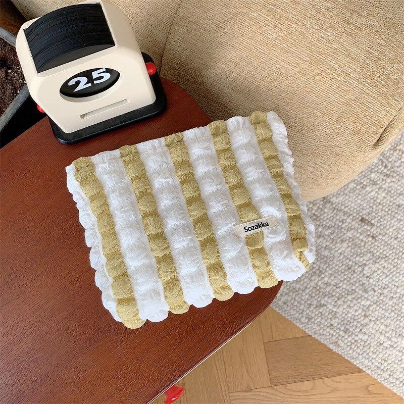 Мягкие цветные косметички большой вместимости из пузырьковой пряжи, дорожные туалетные принадлежности для ухода за кожей, косметичка-органайзер, клатч, косметичка на каждый день