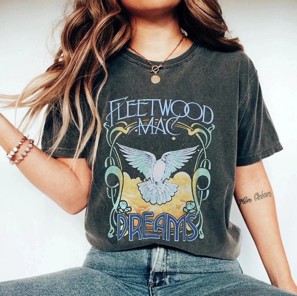 New Apparel Fleetwood Mac Shirt Stevie Nicks Shirt Music Rock amp; RollBand Unisex T-Shirt