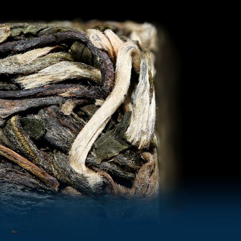 Чай Пуэр Сырой чай 88 Весенний чай из зеленого кирпича Юньнань Чай с древним деревом 500г