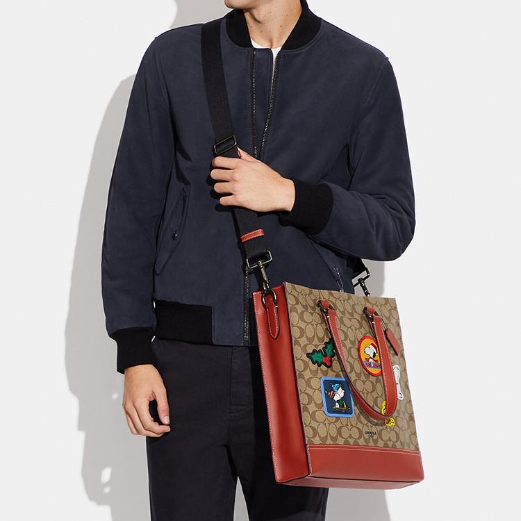 New Snoopy X COACH Graham Shoulder Bags CE948-QBE7V