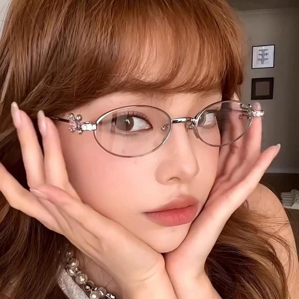 Ins New Retro Oval Women Sunglasses Y2K High End Diamond Inlaid Frame Design Steam Punk Men Casual Versatile Sun Glasses UV400