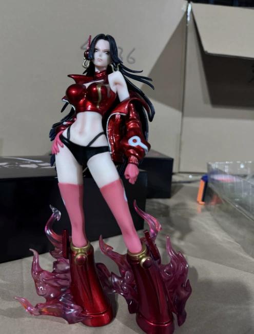 Статуэтка Boa Hancock GK из One Piece, Аниме Фигурка Действия, Коллекционная Модель, Украшение для Рабочего Стола, Орнамент в Коробке для Поклонников Аниме
