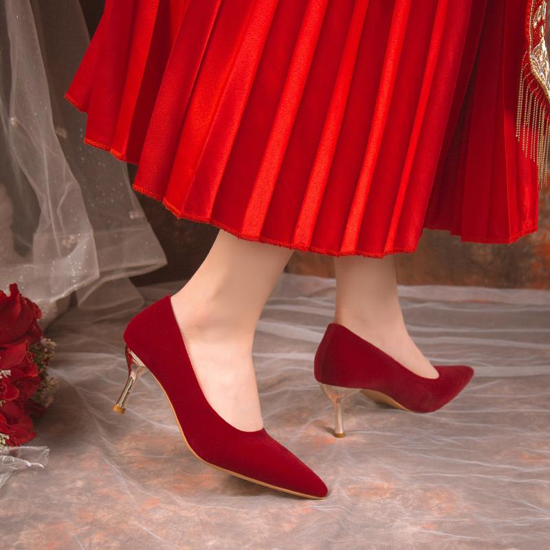 Модные красные свадебные туфли для женщин 2024 года, весна/лето/осень, новые женские туфли с острым носком, изящные туфли для невесты на высоком каблуке, размер 34-40