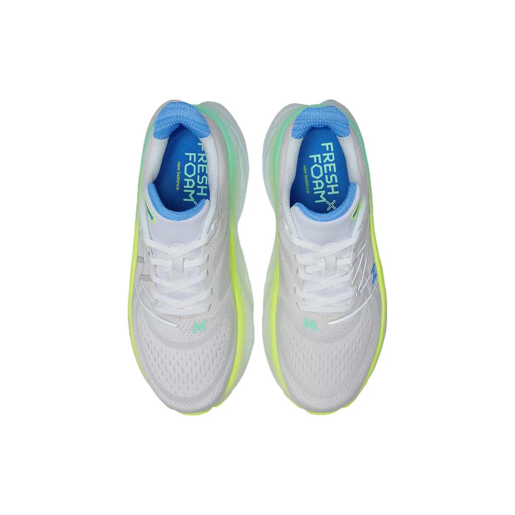 New Balance Fresh Foam X More v4 Белые кобальтовые женские кроссовки WMORWT4