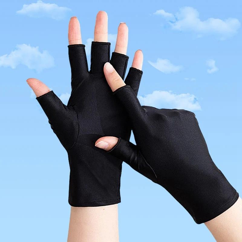 1 Pair Women Casual Elastic Anti-UV Half Finger Gloves Black White Gray Summer Cool Thin Short Cycling Driving Mittens