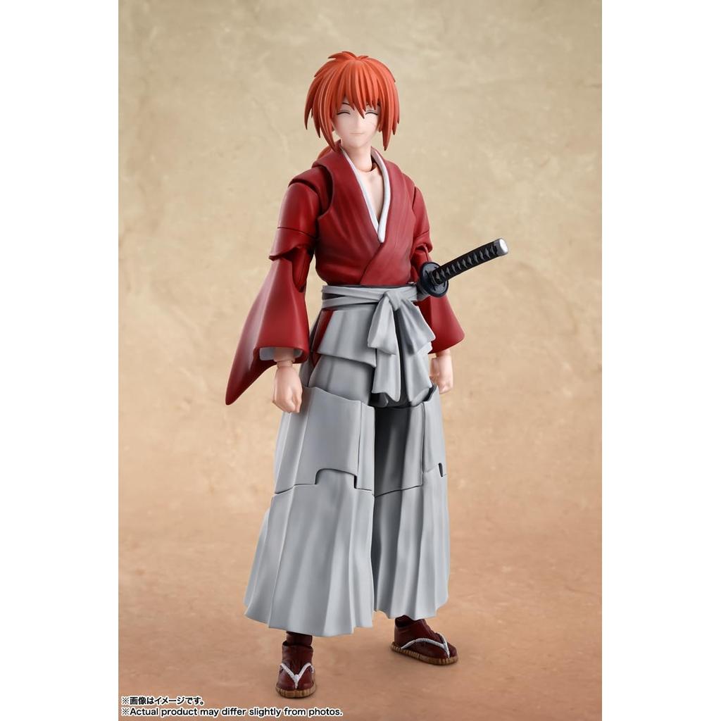 С.Х.. Фигурка Figuarts Rurouni Kenshin -Meiji Swordsman- Kenshin Himura 135 мм из ПВХ и АБС окрашенная