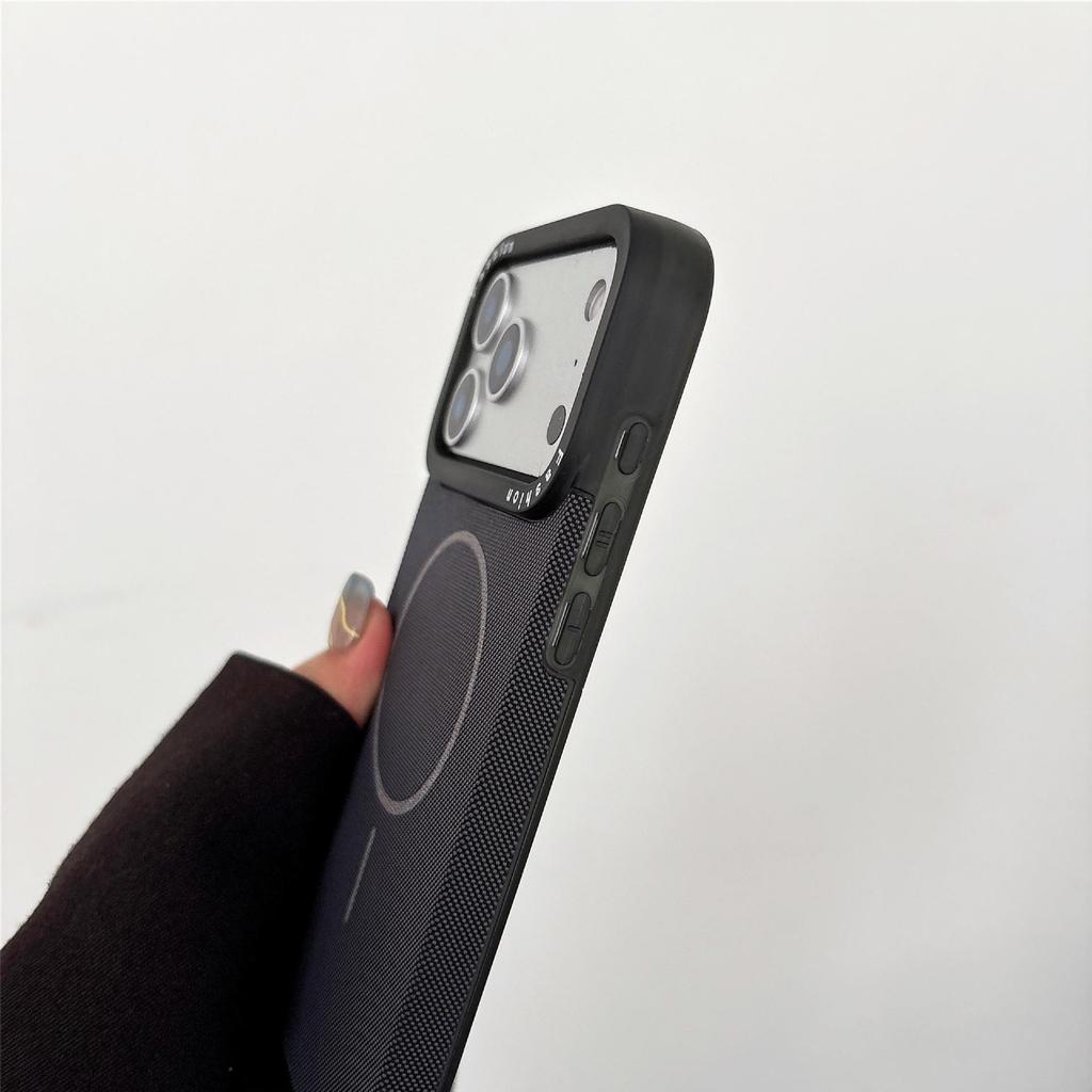 Кросс-бордерный чехол для iPhone 17 Pro Max с магнитной фиксацией и ударопрочной технологичной тканью