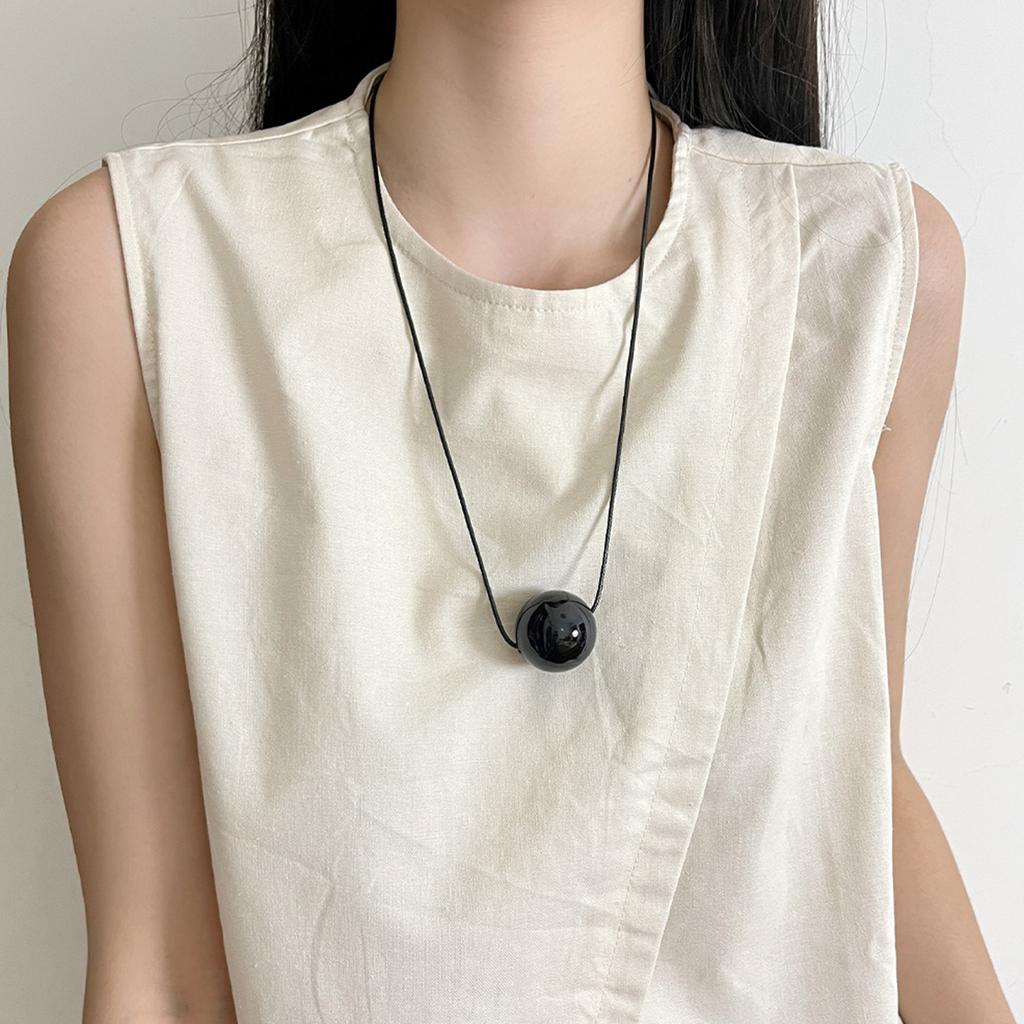 Simple Geometric Round Pendant Necklace Fashionable Sweater Chain Fashion Jewelry Accessory Present for Women and Girls
