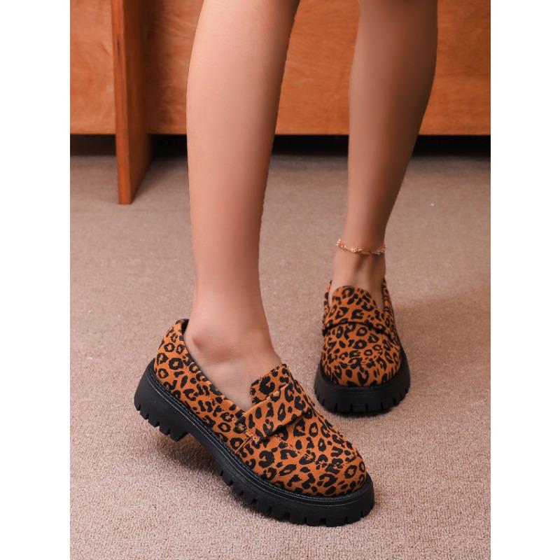 Large Size Leopard Print New Muffin Thick Sole Comfortable and Fashionable One-pedal Small Leather Shoes