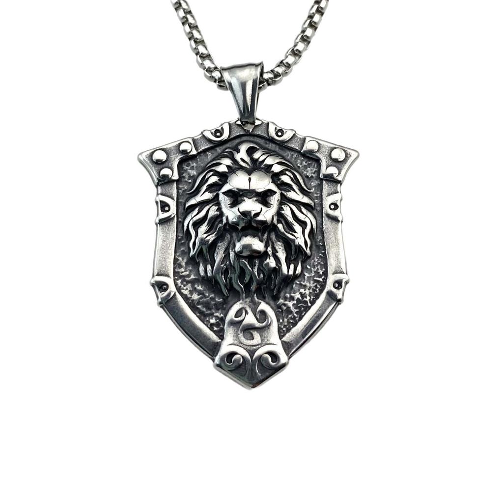 Personalized Punk Style Necklace Stainless Steel King Of The Jungle Lion Head Shield Pendant Hip Hop Pendant Sweater Chain
