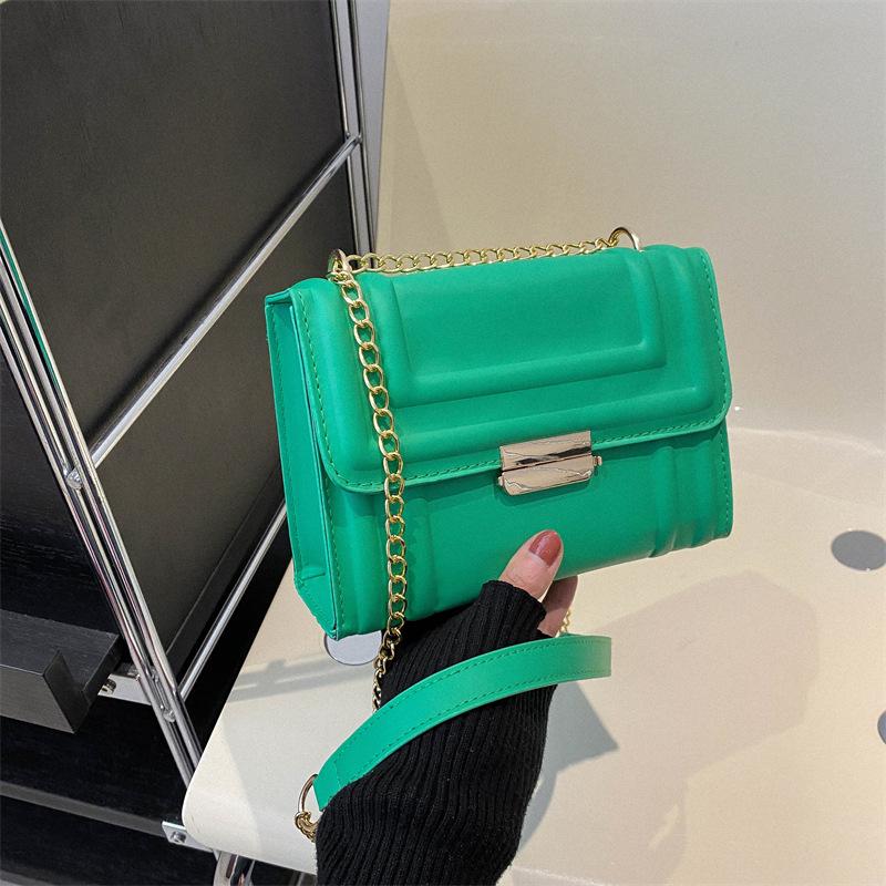 Весенняя новая модная сумка через плечо с цепочкой для женщин Простая и модная темпераментная и персонализированная сумка через плечо