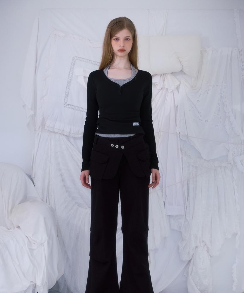 ROSEFRANTZ V-Neck Button Long Sleeve [Black]
