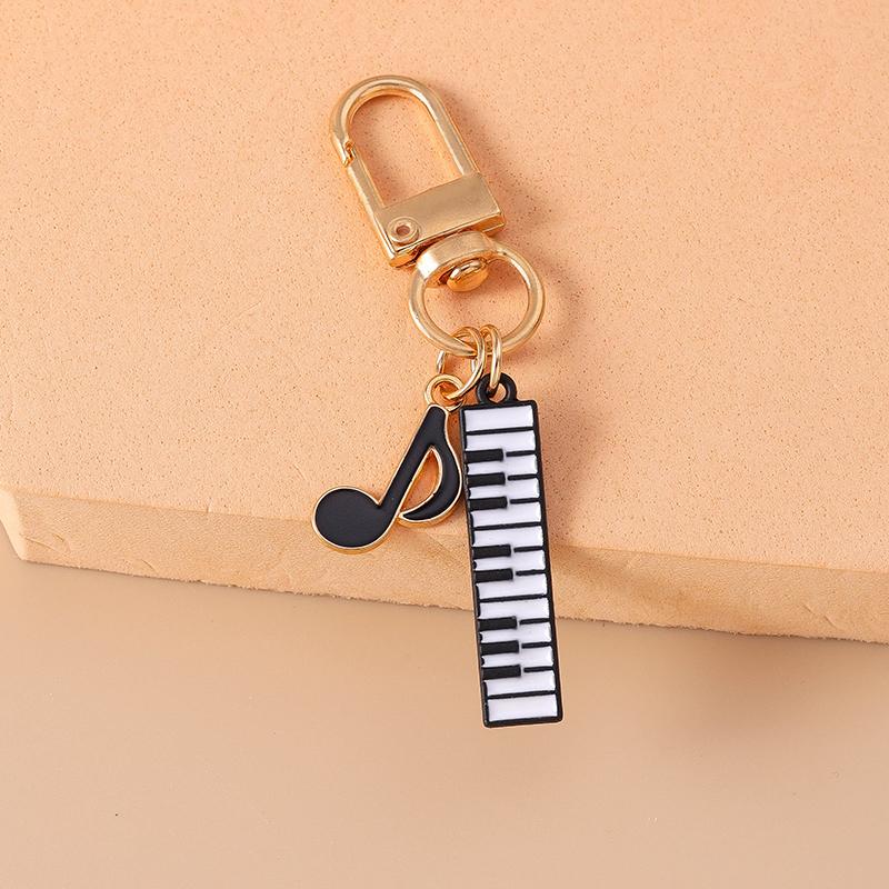 Cute Enamel Mini Piano Keychain Simulation Musical Instruments Key Ring Pendants Women Girls Handbag Decor DIY Jewelry Gift