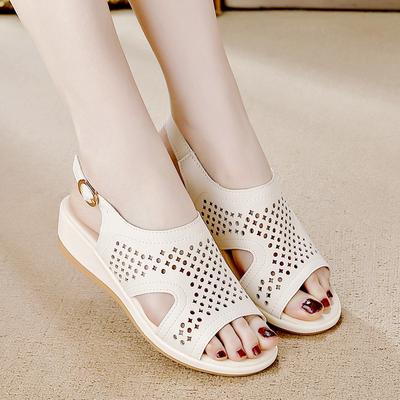 Женская обувь – Сандалии