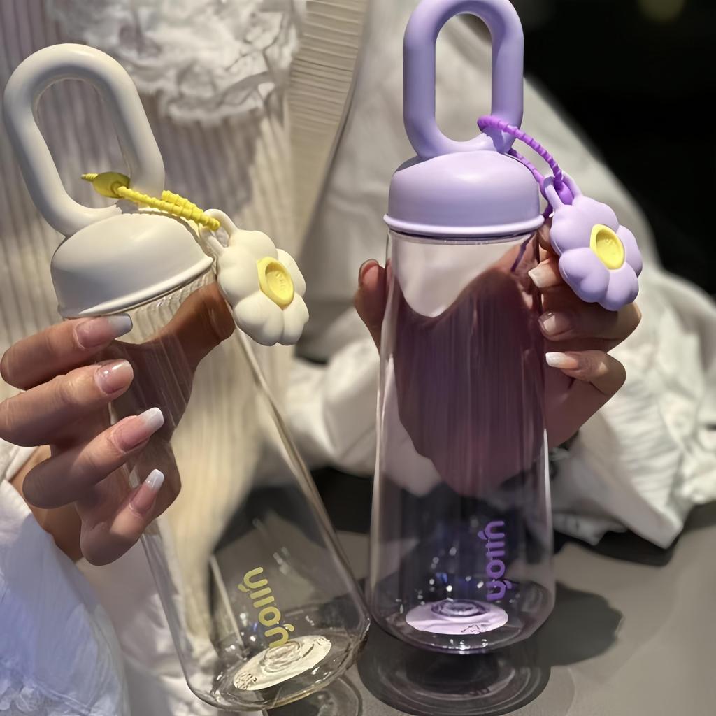 500ML Portable Large Capacity High-value Women's Plastic Water Bottle Outdoor Sports and Fitness Petal Handheld Water Bottle