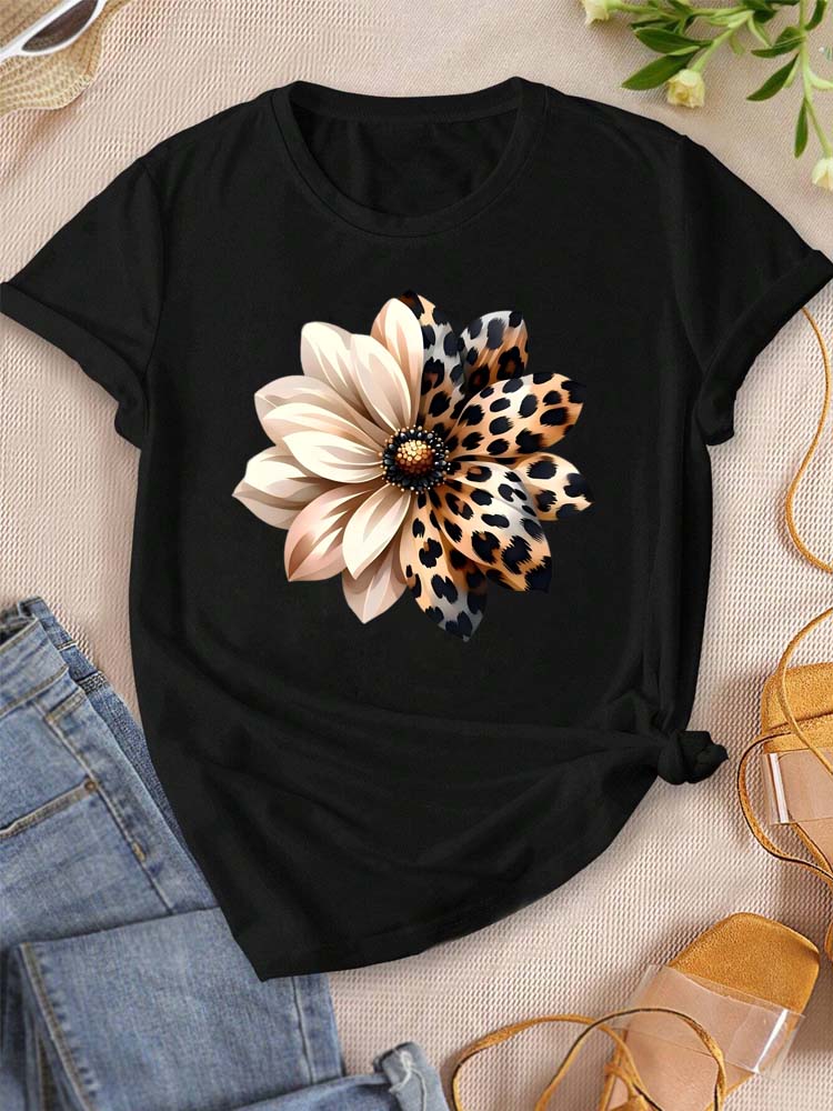 Watercolor Leopard Print Flower Women T-shirt Fashion Graphic Clothing Funny Harajuku T-shirt Female Clothes Tops
